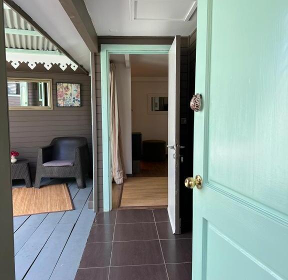 펜션 Boutique La Perouse