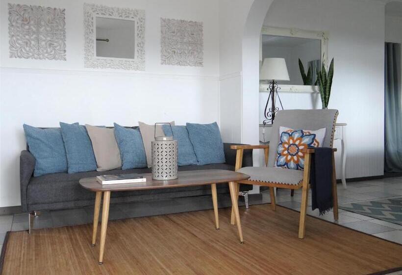 펜션 Boutique La Perouse