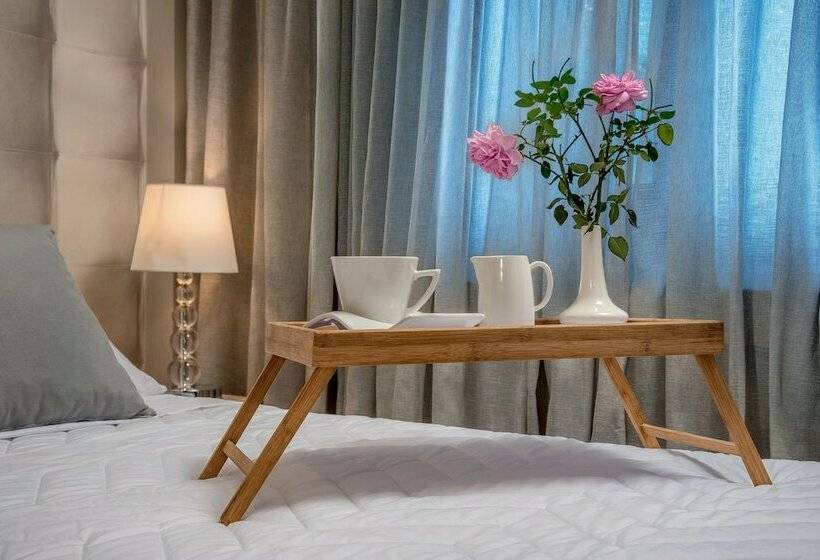 Пансион Callista Luxury Residences