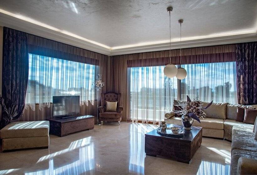 Пансион Callista Luxury Residences