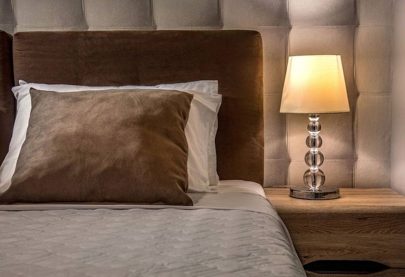 Пансион Callista Luxury Residences