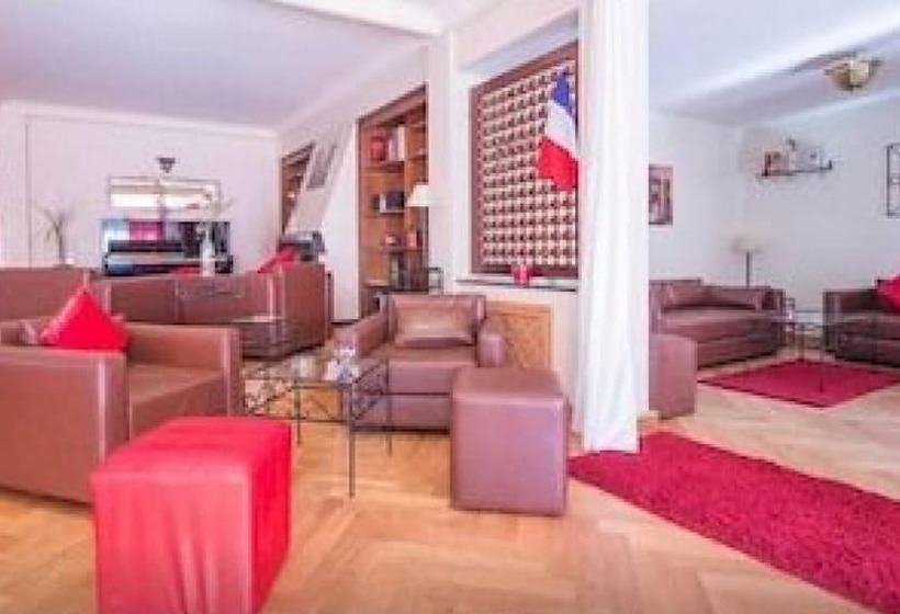 پانسیون Carré Français De Casablanca