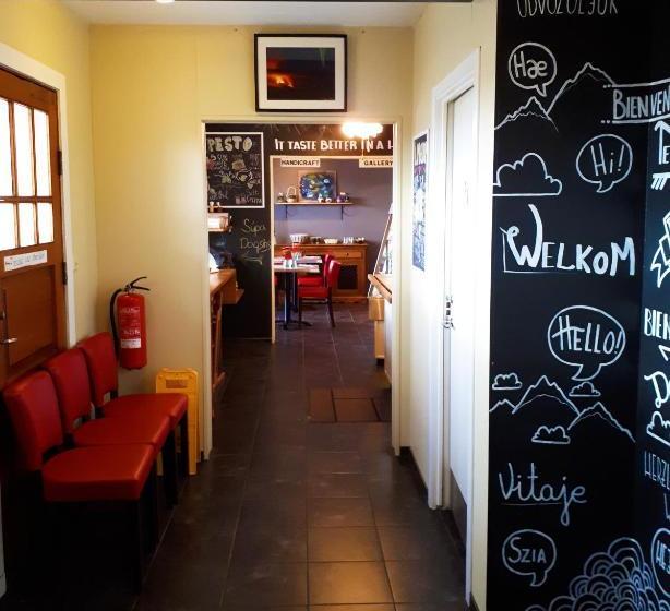 پانسیون Eldstó Art Café Guesthouse