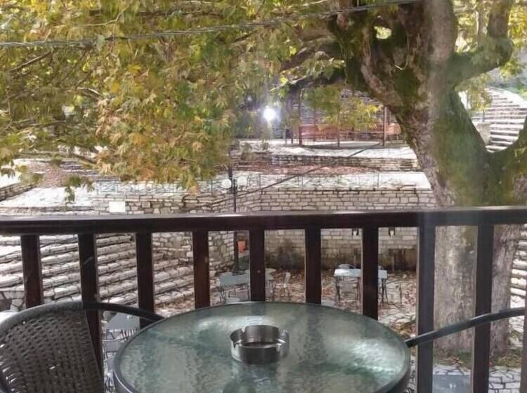 פנסיון Helidona