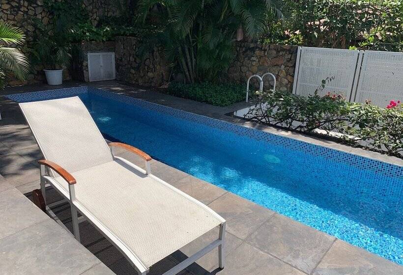 پانسیون Hello! Las Peñas Siglo Xxi B&b