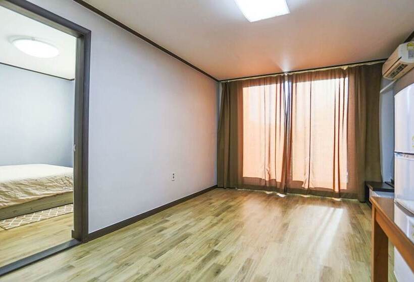 بنسيون Kyung Po Stone Valley