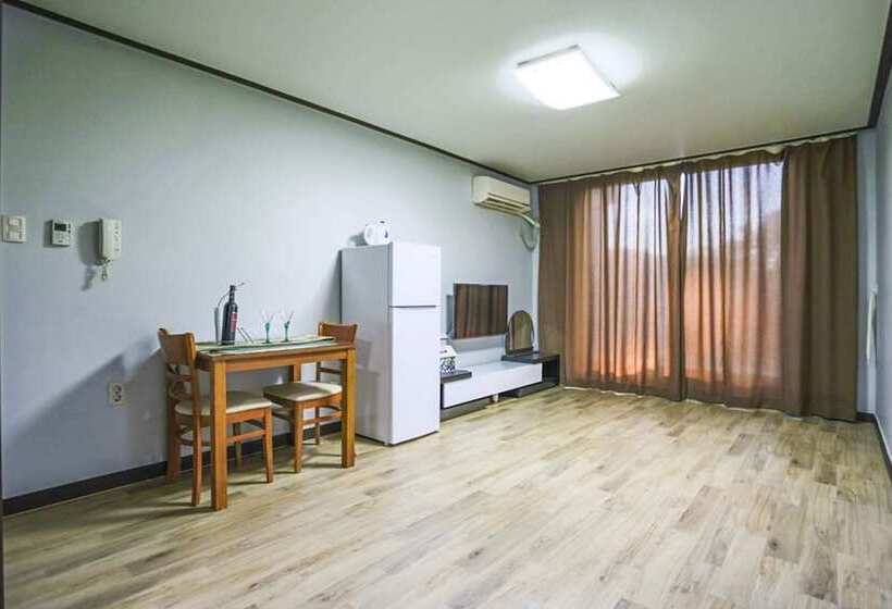 بنسيون Kyung Po Stone Valley