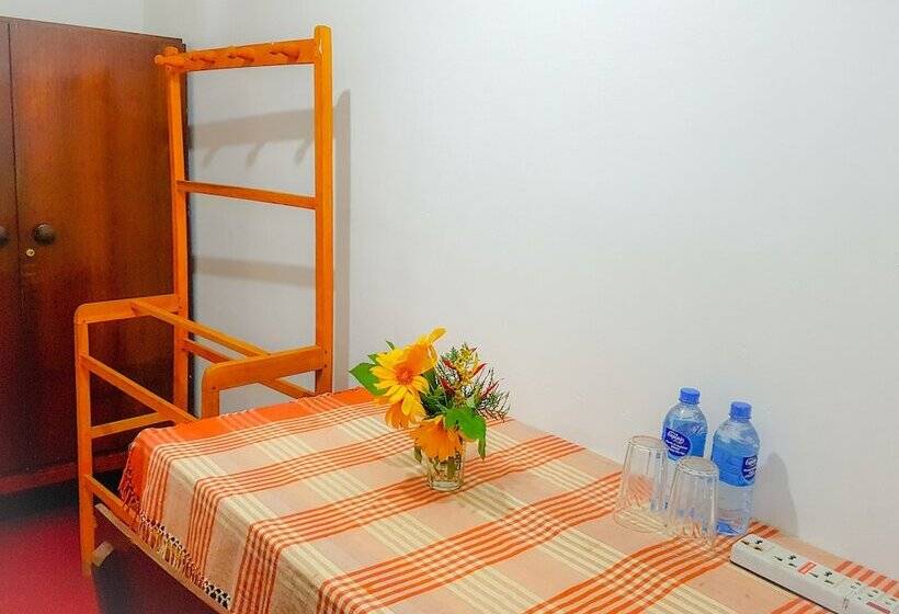 פנסיון Lali S Hikkaduwa Homestay