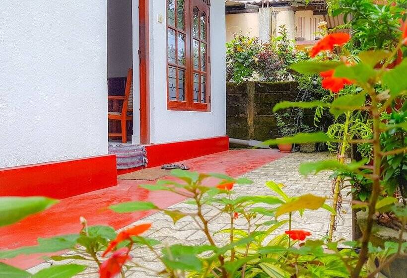 פנסיון Lali S Hikkaduwa Homestay