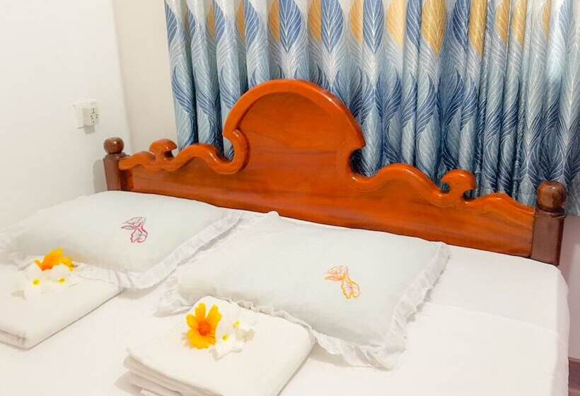 פנסיון Lali S Hikkaduwa Homestay