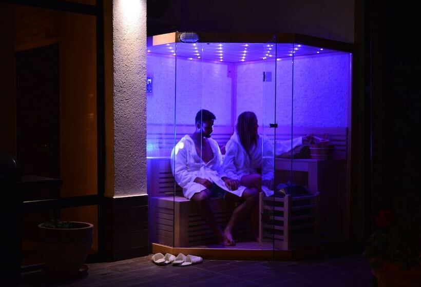 پانسیون Guest House Panorama Aqualux With Free Parking