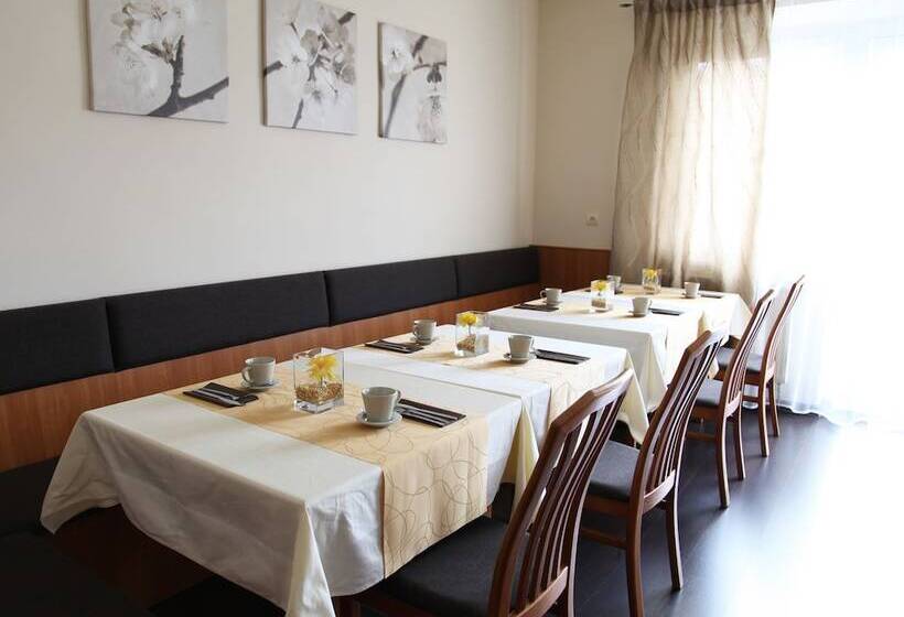 펜션 Penzion Bojnice