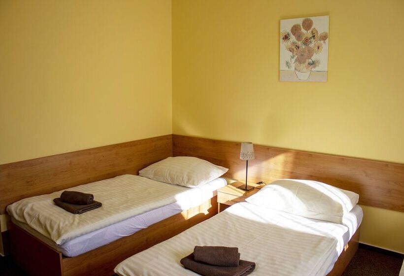 펜션 Penzion Bojnice