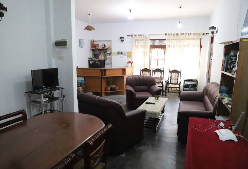 膳宿费 Prasad Suomi Villa