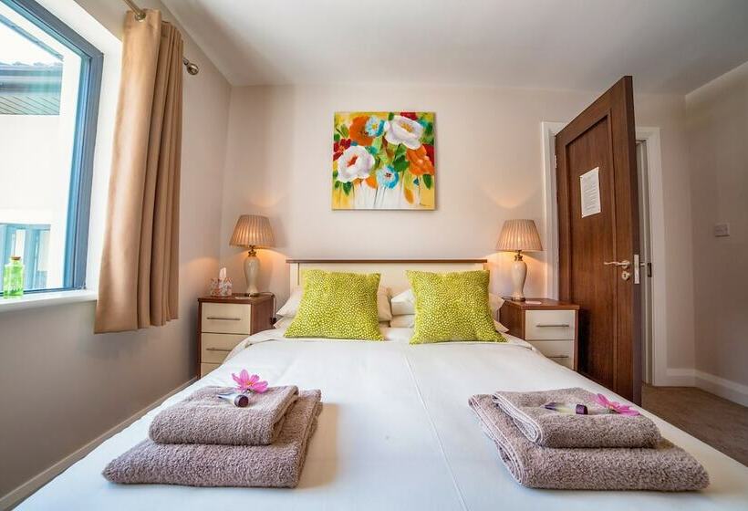 פנסיון Taim Lodge