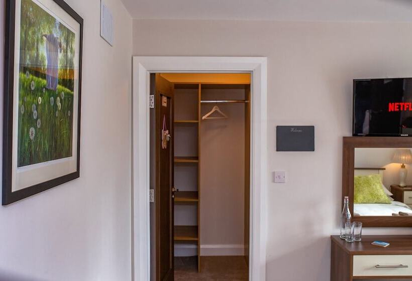 פנסיון Taim Lodge