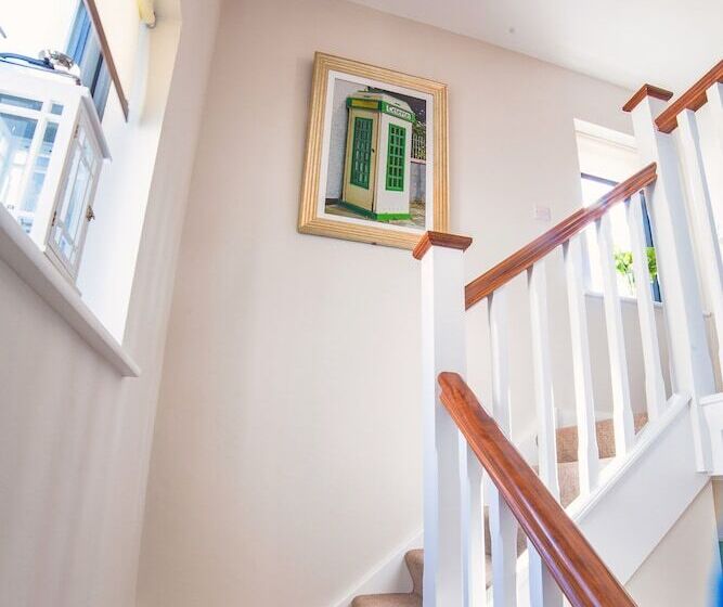 פנסיון Taim Lodge