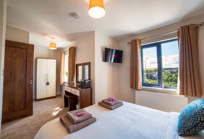 פנסיון Taim Lodge