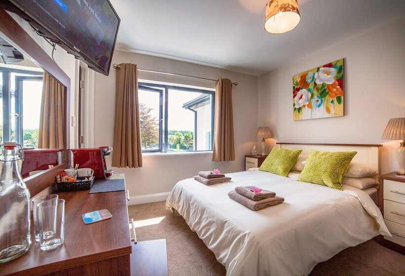 פנסיון Taim Lodge