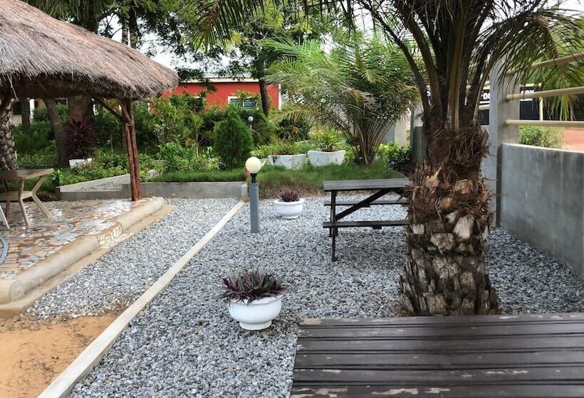 پانسیون Twitter Paradise Guest House