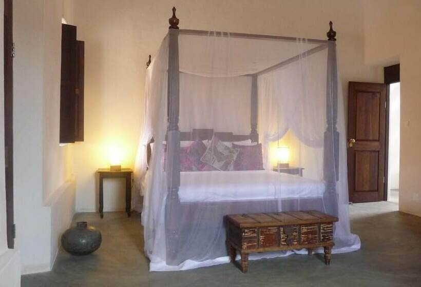 膳宿费 Ulani Lodge