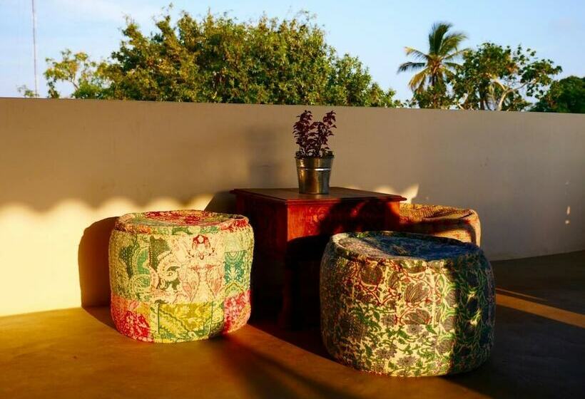 膳宿费 Ulani Lodge