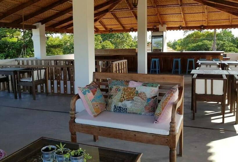 膳宿费 Ulani Lodge