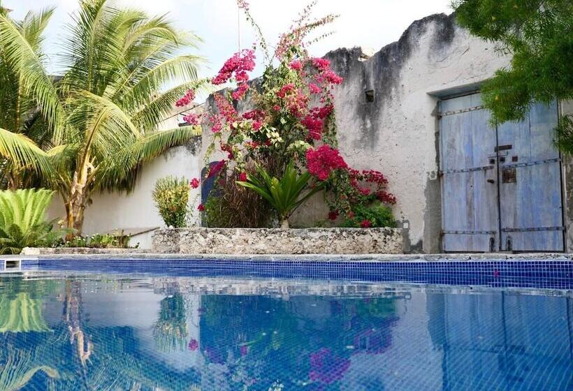 膳宿费 Ulani Lodge