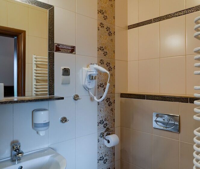 膳宿费 Willa Silene   Góralska Muzyka Na żywo, Blisko Termy I Wyciągów