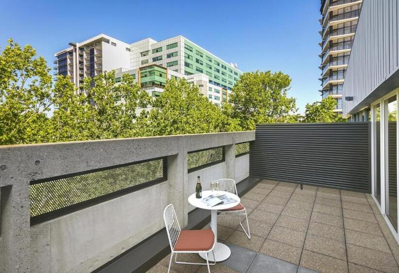 Quest Canberra City Walk