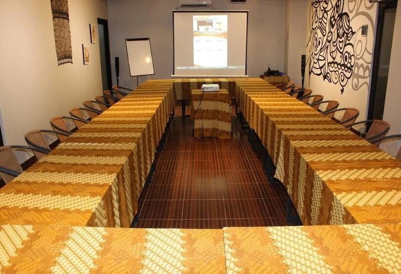 Sunrise Hotel Jombor