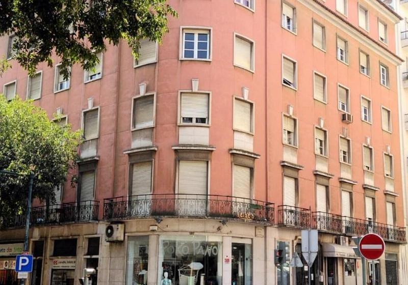 Absolut Morning Hostel