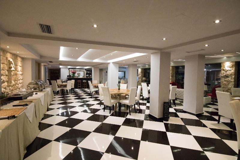 Aianteion Bay Luxury Hotel & Suites