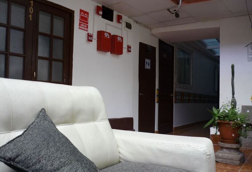 هاستل Casa Inn Hostal