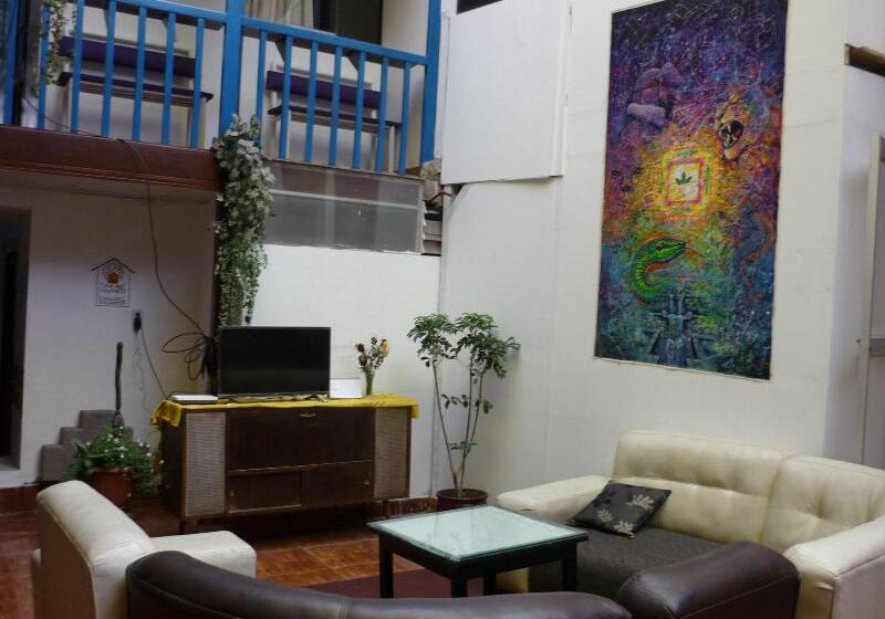 هاستل Casa Inn Hostal