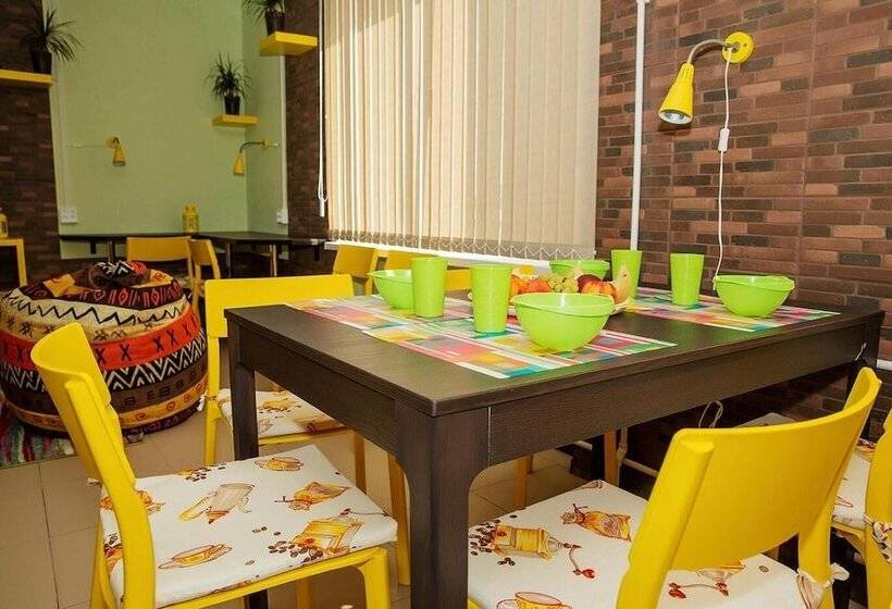 Mini Hotel Club Puteshestvennikov Hostel