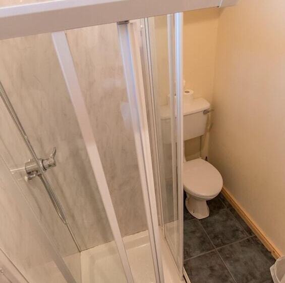 An Sean Ostan Apartments