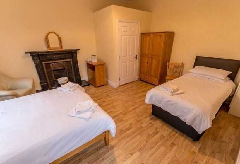 An Sean Ostan Apartments