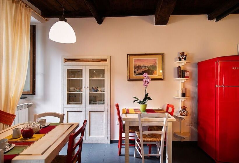 민박 Affittacamere La Piazzetta