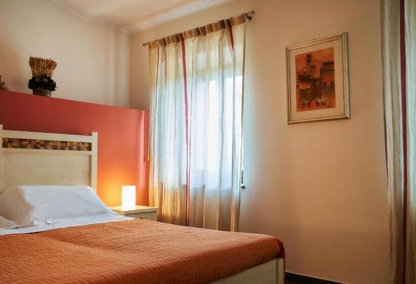 민박 Affittacamere La Piazzetta