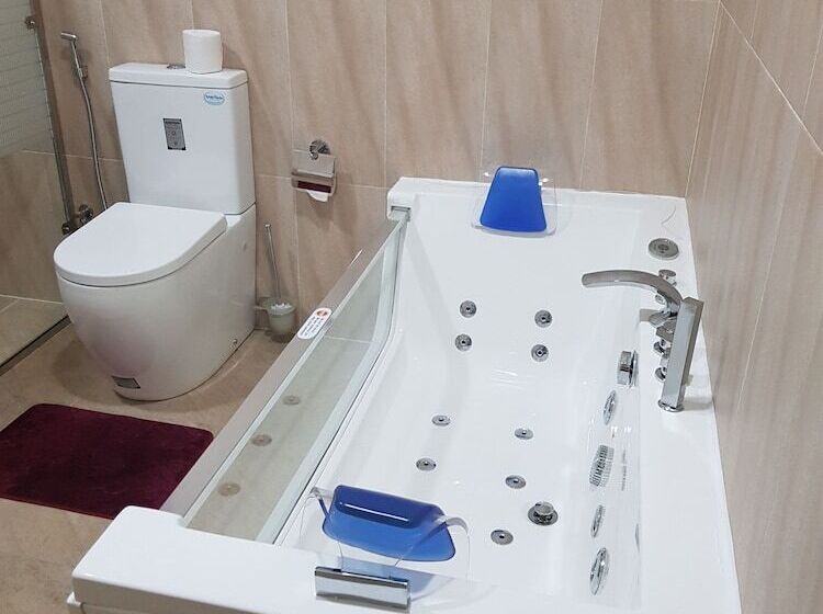 مبيت وإفطار Amber House Lanka