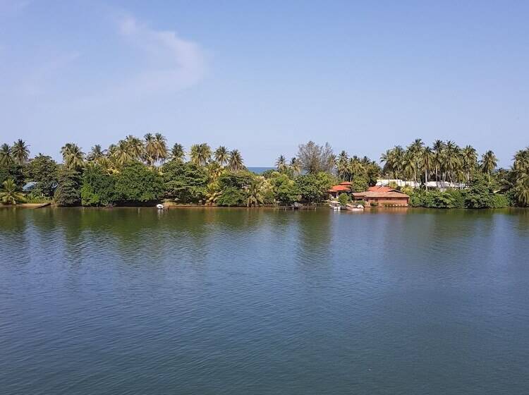 ベッドアンドブレックファースト Amber House Lanka