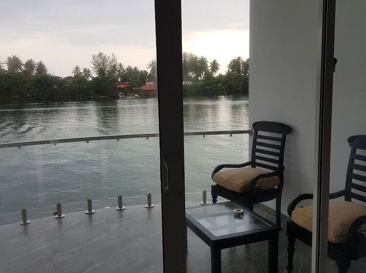 مبيت وإفطار Amber House Lanka