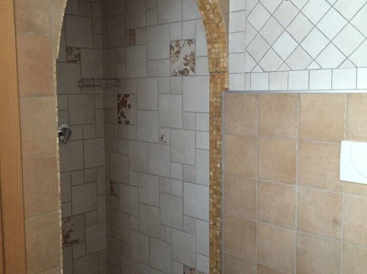 مبيت وإفطار Corte Di Tosina