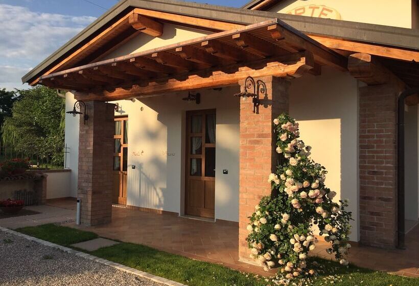 مبيت وإفطار Corte Di Tosina