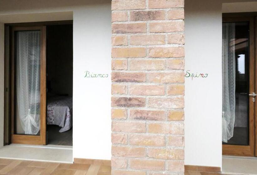 مبيت وإفطار Corte Di Tosina