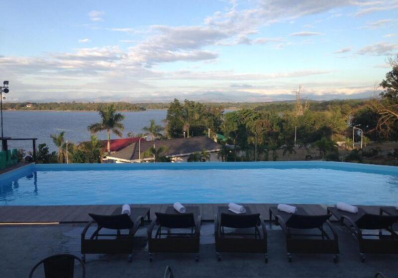 Bellagio Hills Hotel And Restaurant