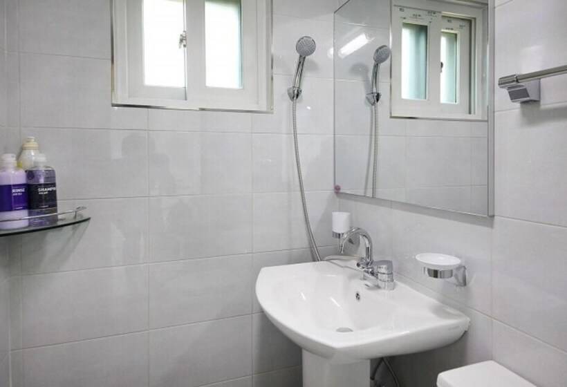 Gangreung Rosepension