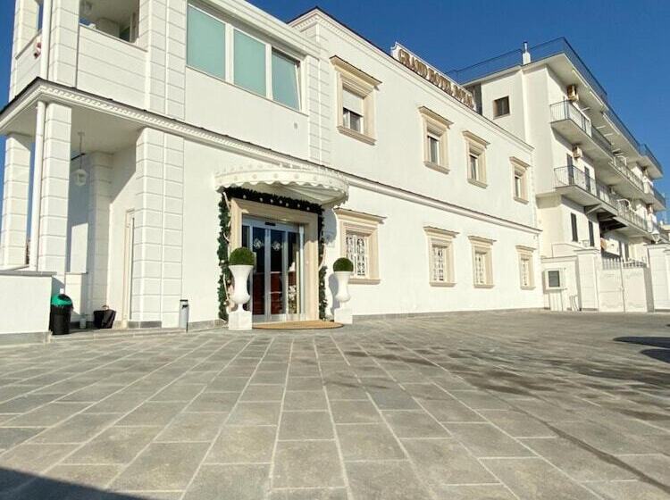 Grand Hotel Royal