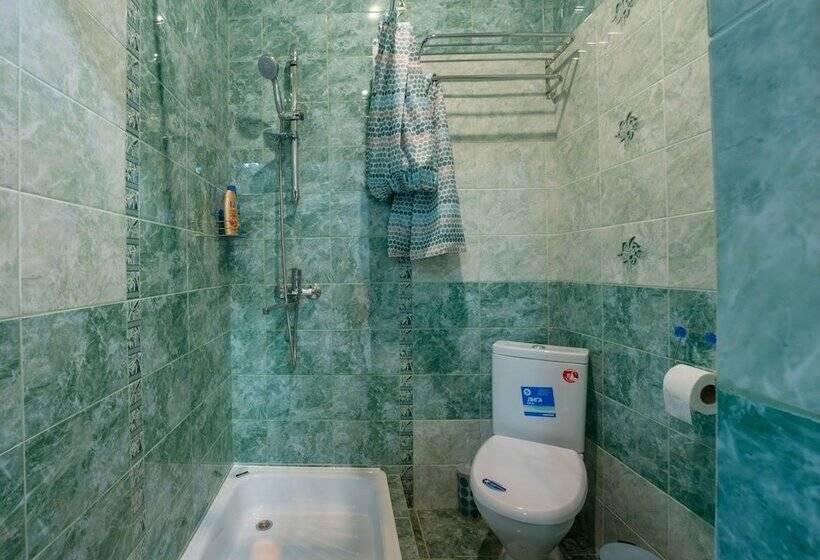 Guest House Seven Nights   Hostel